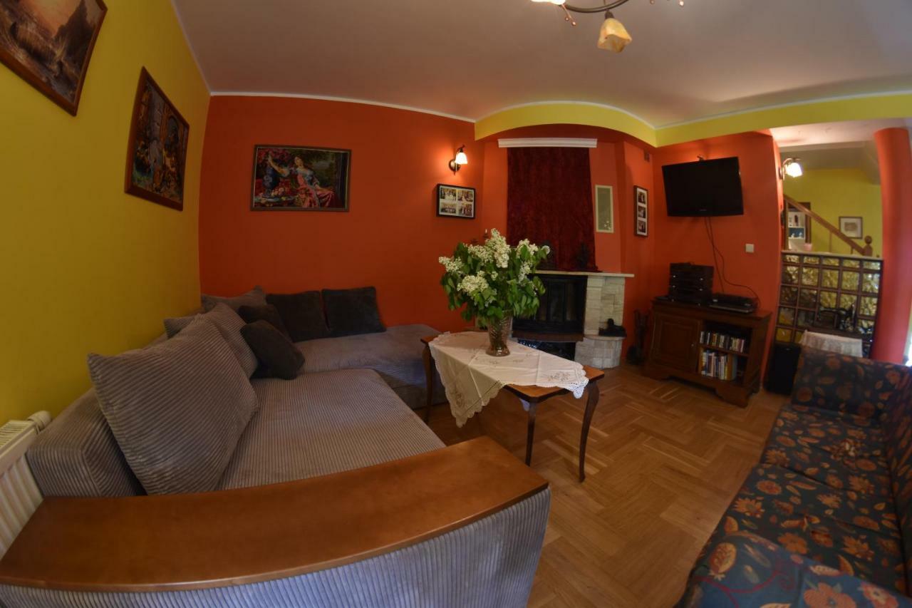 Comfortable House With Garden Manki Exterior foto